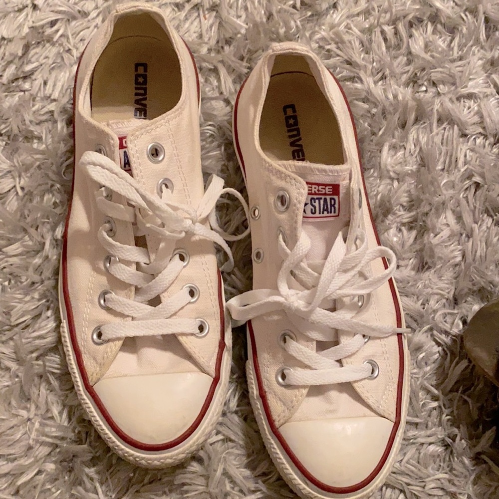White All Star Converse
